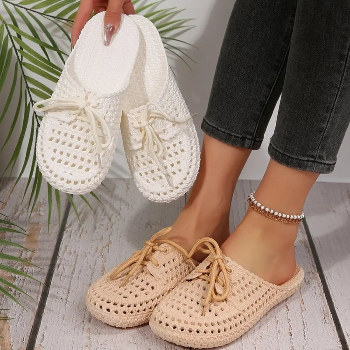 Lace-Up Flat Sandals Trendsi